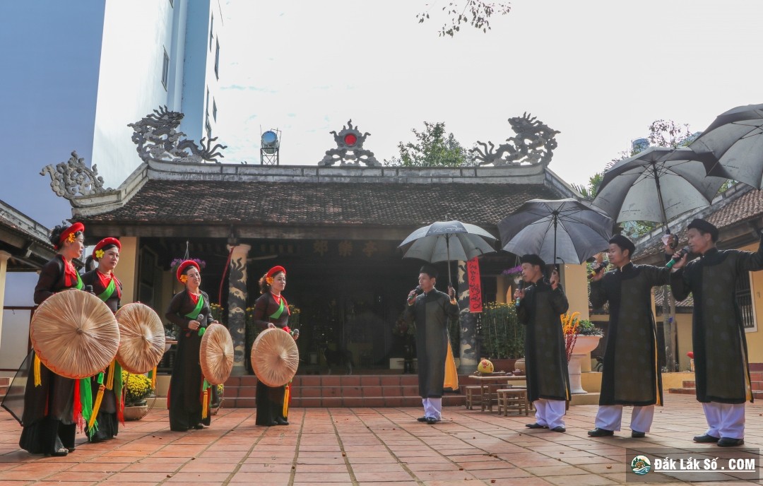 Cư dân từ nhiều vùng miền trong cả nước đến Buôn Ma Thuột sinh sống đã góp phần làm nên diện mạo văn hóa đa sắc màu. Ảnh: Hữu Hùng