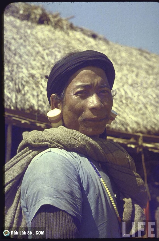 cuoc song o buon ma thuot nam 1957 qua anh cua tap chi life Hinh 8
